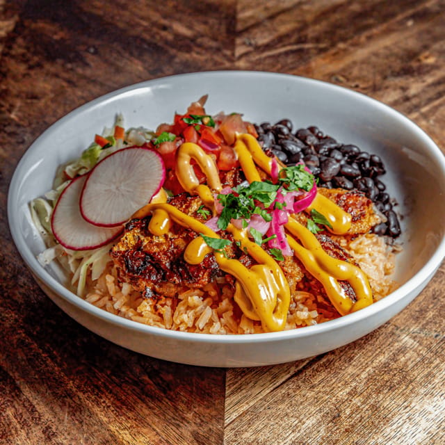 Pescado Al Grill Bowl.